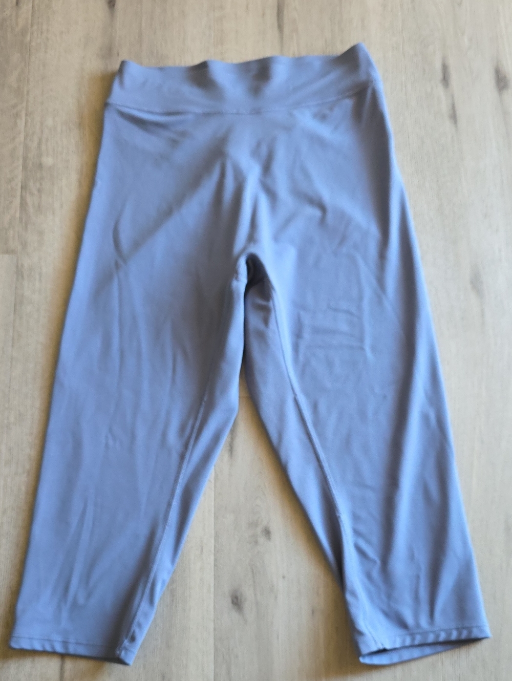 PINK Victoria's Secret Light Blue Capri Leggings